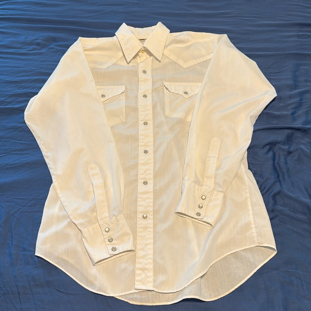 Vintage western button-down shirt Size M?